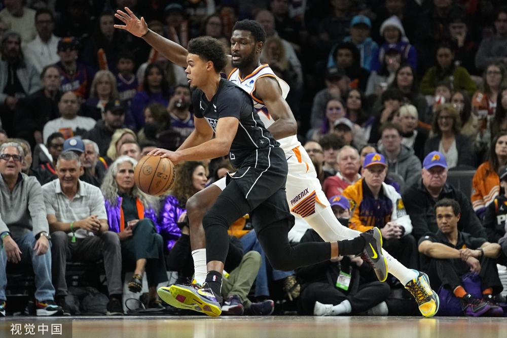 我们不仅看 我们不仅看